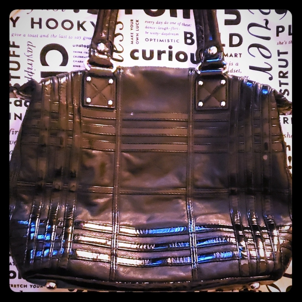 BADGLEY MISCHKA BLACK SIREN LEATHER PURSE